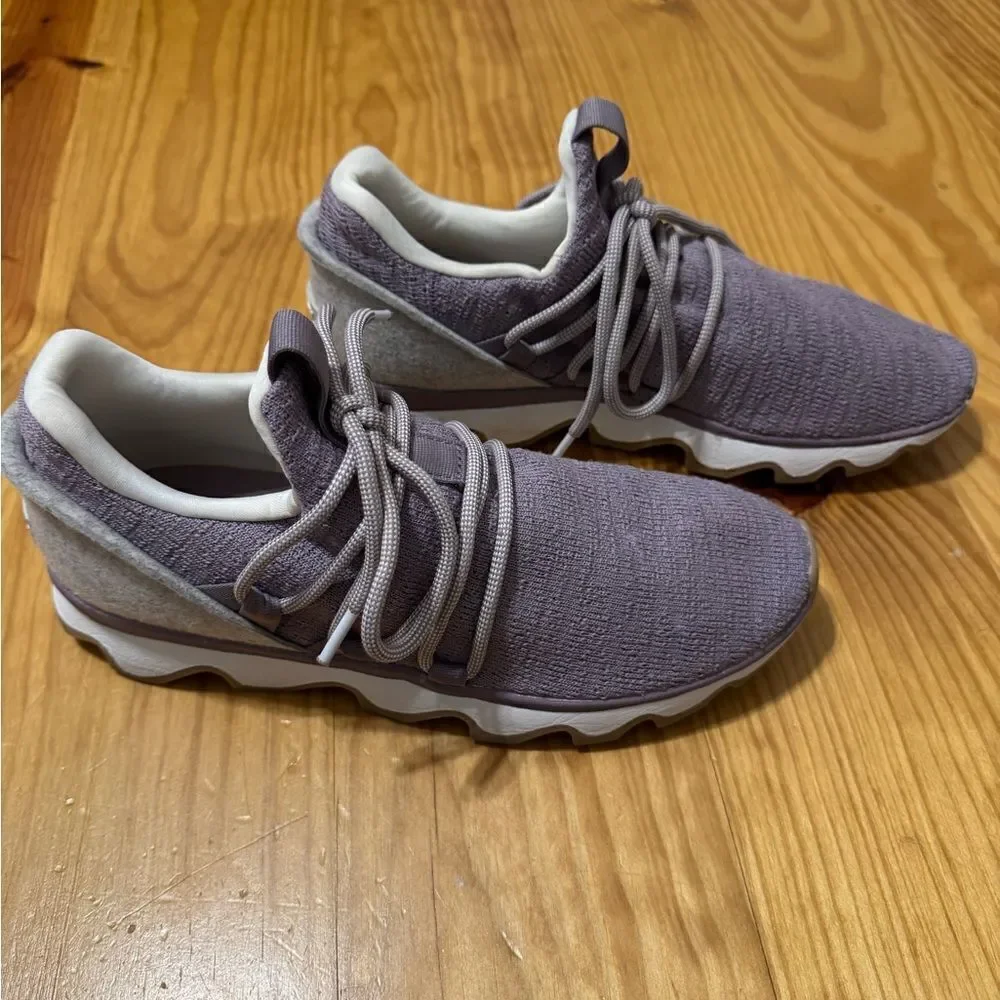 Sorel Kinetic Lace Purple Gray Knit Fabric Women's Sneakers size 9 NL3227-553